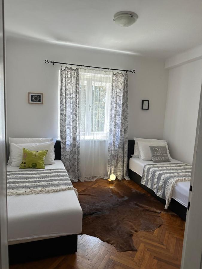 Cosy Family Apartment Marina Kastela Near Airport المظهر الخارجي الصورة