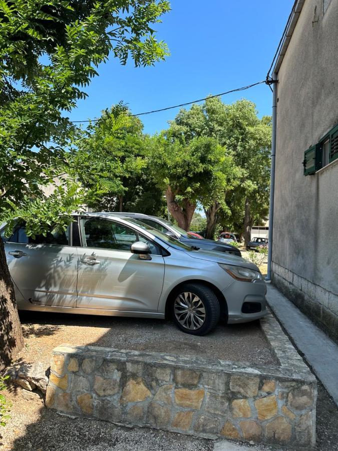 Cosy Family Apartment Marina Kastela Near Airport المظهر الخارجي الصورة
