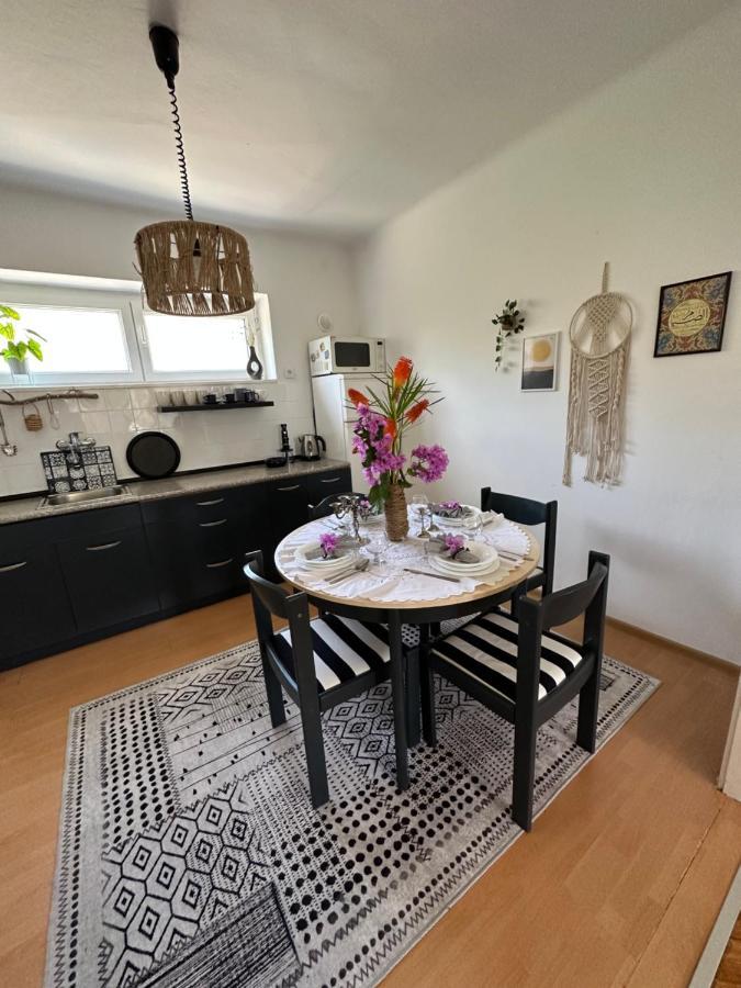 Cosy Family Apartment Marina Kastela Near Airport المظهر الخارجي الصورة