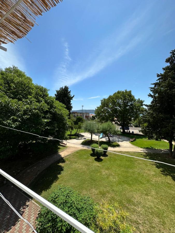 Cosy Family Apartment Marina Kastela Near Airport المظهر الخارجي الصورة